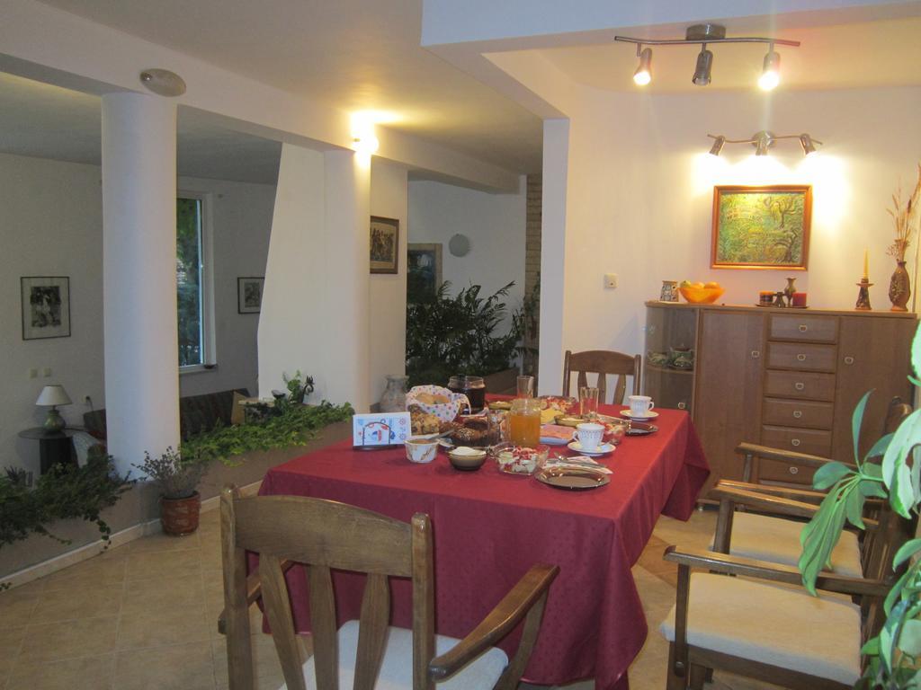 Guest House Bankya Ngoại thất bức ảnh