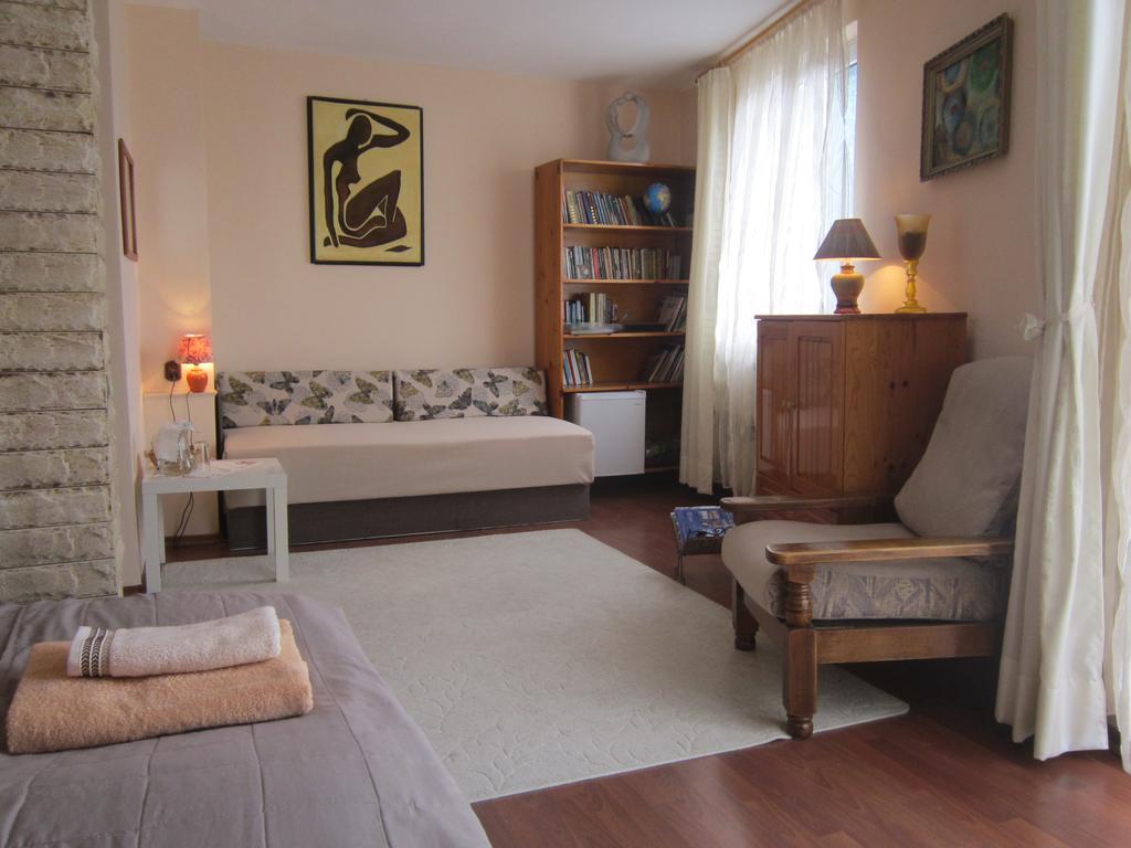 Guest House Bankya Ngoại thất bức ảnh